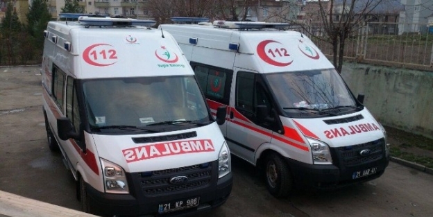 Hani’ye İki Adet Ambulans Tahsis Edildi