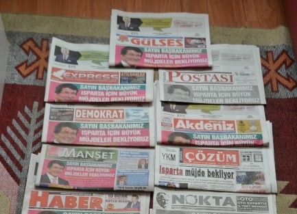 Başbakan Davutoğlu’ndan Beklentiler, 14 Gazetenin Ortak Manşetinde Sıralandı