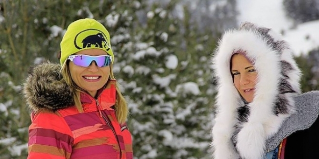 Palandöken, Ünlü Sunucu Ece Vahapoğlu Ve Ralli Pilotlarından Burcu Çetinkaya’yi Ağırladı