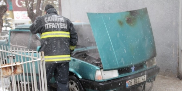 Çankiri’da Park Edilen Araç Alev Aldı