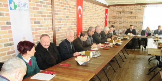 İzmit Belediyesi’nden Esnaf Komisyonu
