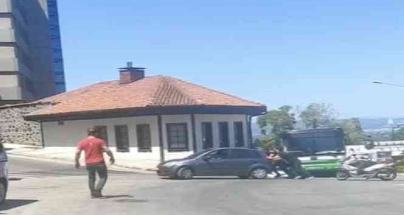 Bursa'da yolda kalan sürücünün yardımına polis yetişti