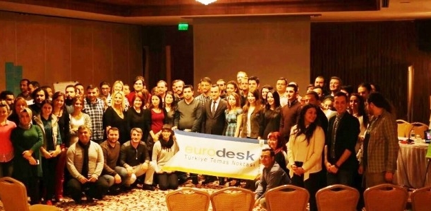 Genç-iz Avrupa Kapılarını Açıyor