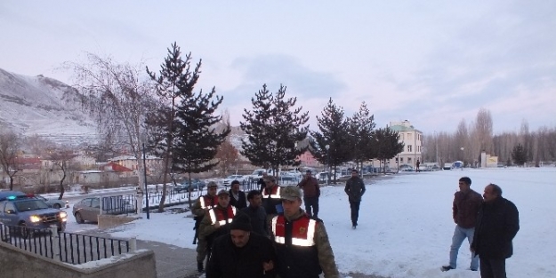 Pasinler Jandarma Hayvan Hırsızlarını  Yakaladı