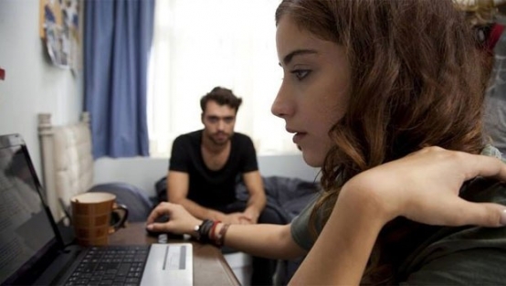 Hazal Kaya'ya büyük şok!