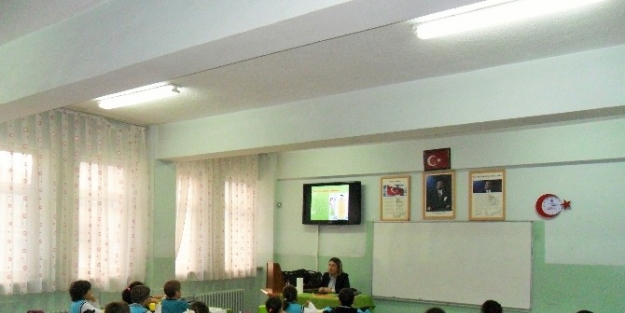 İlkokul Öğrencilerine Güvenilir Gıda Ve Sağlıklı Beslenme Anlatıldı