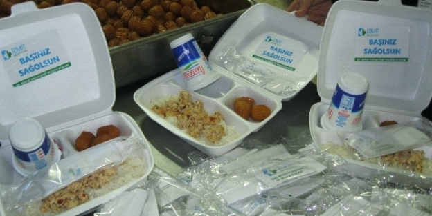 İzmit Belediyesi, Acılara Ortak Oluyor