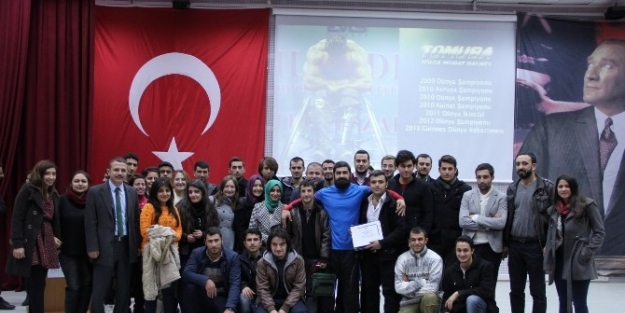 İkçü’de Azimle Gelen Başarının Öyküsü Anlatıldı