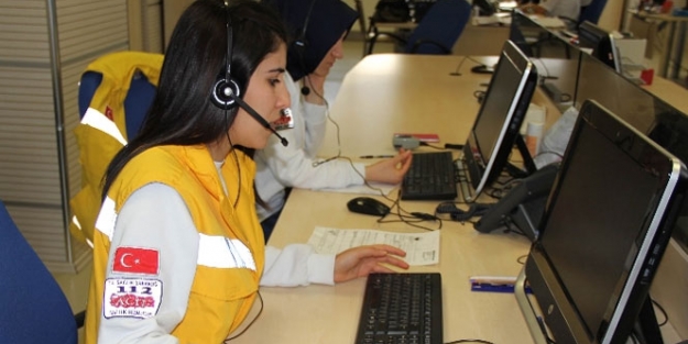 112 görevlisi hamile kadına telefonla doğum yaptırdı