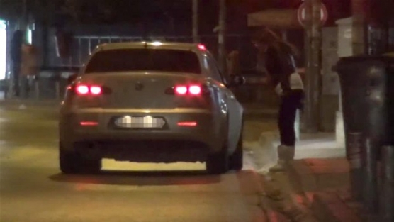 Fuhuş pazarlığı kamerada!