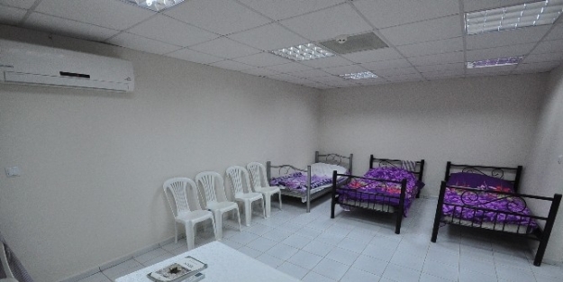 Kemalpaşa Belediyesi Evsizlere Kucak Açtı