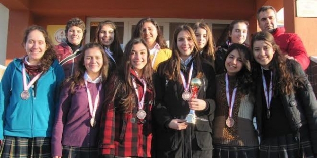 Ahmet Altan Anadolu Lisesi İl Dördüncüsü Oldu