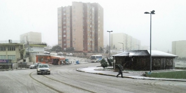Bandırma’da Fırtına Deniz Ulaşımını Aksattı