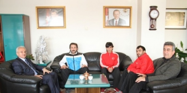 Erzincan Belediye Spordan 9 Sporcu Alanya Yolcusu