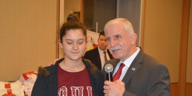 Çorlu Medya Mensupları Derneği, Başarılı Gazetecilere Meslek Onur Ve Başarı Ödüllerini Verdi