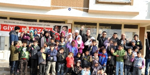 Şanliurfa Stk Platformu 100 Yetim Ve Öksüzü Giydirdi