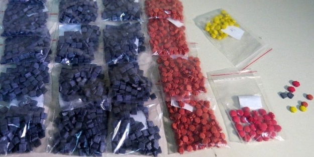 Erzurum’da Narkotim’den Bonzai Ve Ecstasy Operasyonu