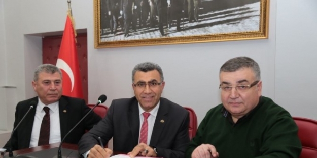 Kırklareli Belediyesi İle Tüm Yerel-sen Arasında Toplu İş Sözleşmesi İmzalandi