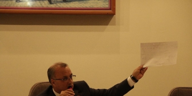 Salihli Belediye Meclisi’nde ’’işten Çikarmalar’’ Gündeme Geldi