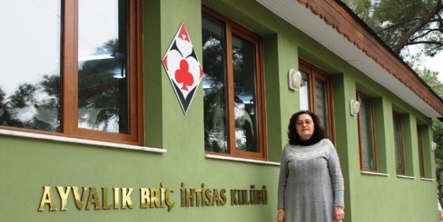 Ayvalıklı Briçciler Körfez Finallerine Yükseldi