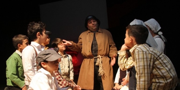 Gaziemir Sahnesinde ’’barış’’ Rüzgarları