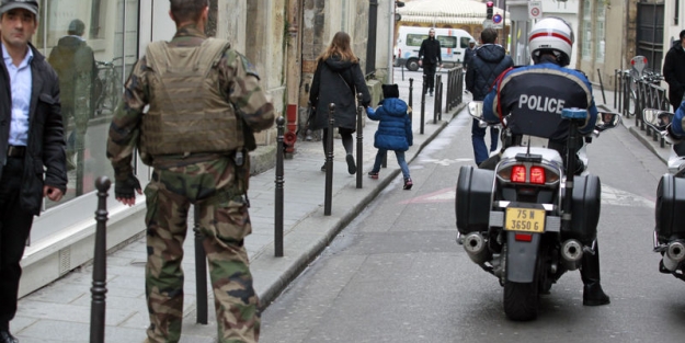 Asker sokağa iniyor!