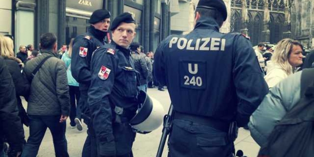 Türk vatandaş gözaltına alındı