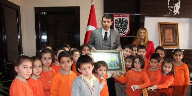 İl Özel İdaresi Genel Sekreteri Ayhan’a Öğrencilerden Ziyaret