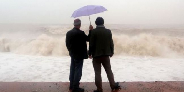 O şehirde eğitime fırtına engeli!