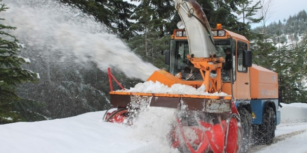 Elektriğe kavuştular