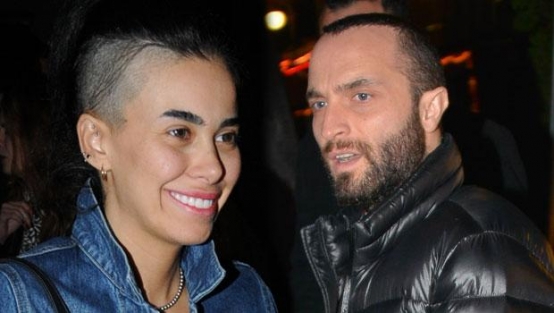 Asena Berkay'ın şarkısı çalınca...