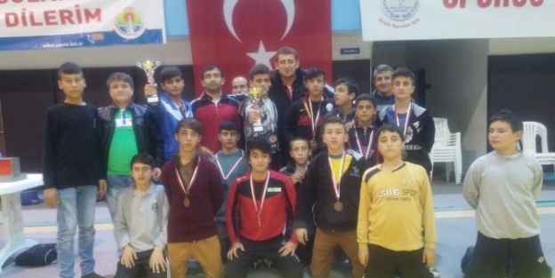 Kurtuluş Kupası Güreş Müsabakaları