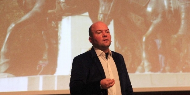 Tarihçi Uğurluel’den Gebzelilere Endülüs Turu