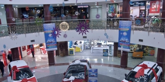 Palerium Avm’den Hediye Yağmuru