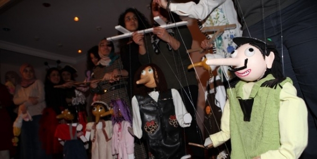 Çocuklari Kukla İle Eğitebilirsiniz