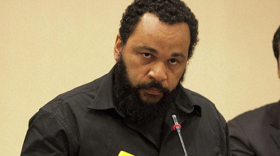 Fransız komedyen gözaltında!