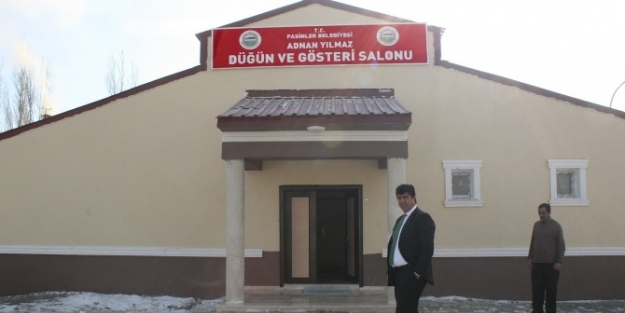 Pasinler’de Milletvekili Adnan Yılmaz’ın İsmi Düğün Salonuna Verildi