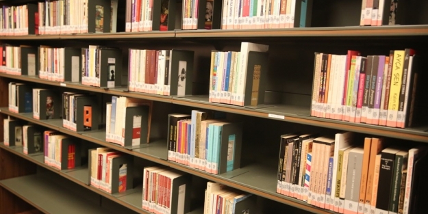 Nilüfer'de 80 bin kitap