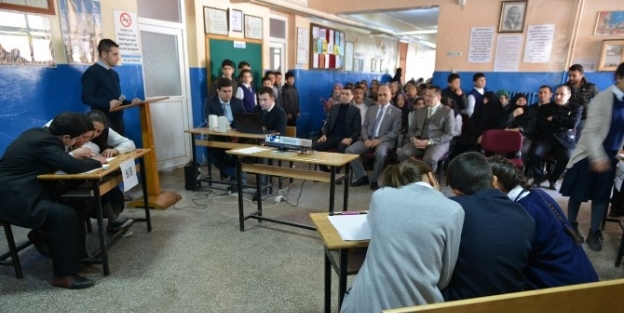 Ali Korkut, Köy Çocuklarinin Başarısına Destek Oluyor