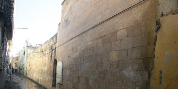 Kilis’te 57 Yıldır Kapısı Açılmayan Sinagog