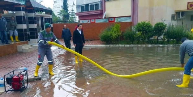 Büyükşehirde Fırtına İçin Tüm Birimler Alarma Geçti