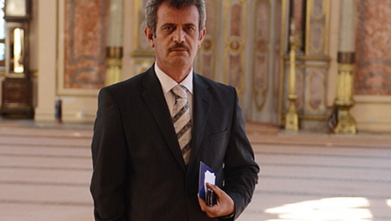 Bezm-i Alem müezzinine mahkemeden ret!