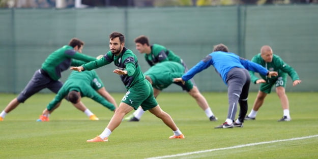 Timsah nefes almadan çalışıyor