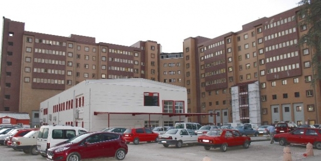 Kütahya’da 923 Kişiye Bir Hekim Düşüyor