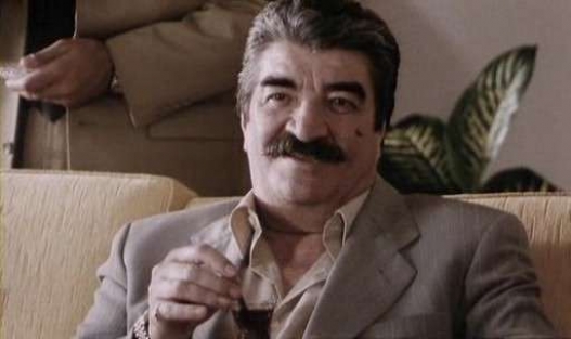 Usta oyuncu Bülent Kayabaş hastaneye kaldırıldı