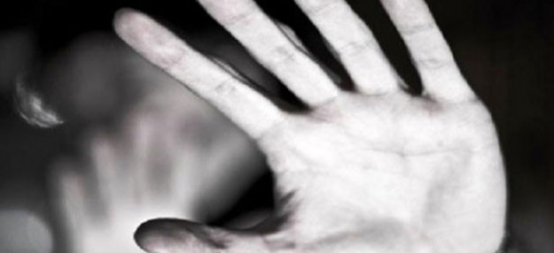 "Bir kadını cinsel ilişkiye girmeye zorlarım"