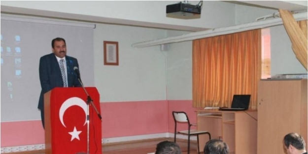 Hukuk Fakültesi Dekanı Prof. Dr. Cem Baygın Kariyer Günleri ‘ne Konuk Oldu