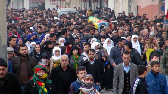 Cizre'de öldürülen çocuk toprağa verildi