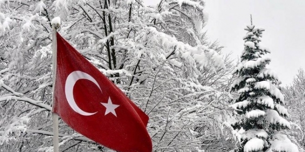 Kelkit Güne Karla Uyandı