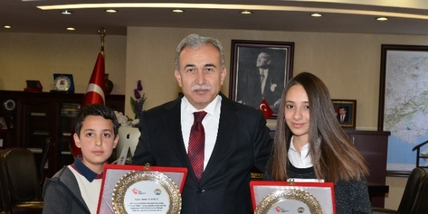 Vali Büyük: “çocuk Haklarına Verilen Önem Toplumların Geleceğini Belirler’’